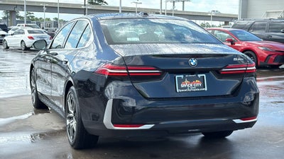 2026 BMW 530i 530i