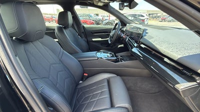 2026 BMW 530i 530i