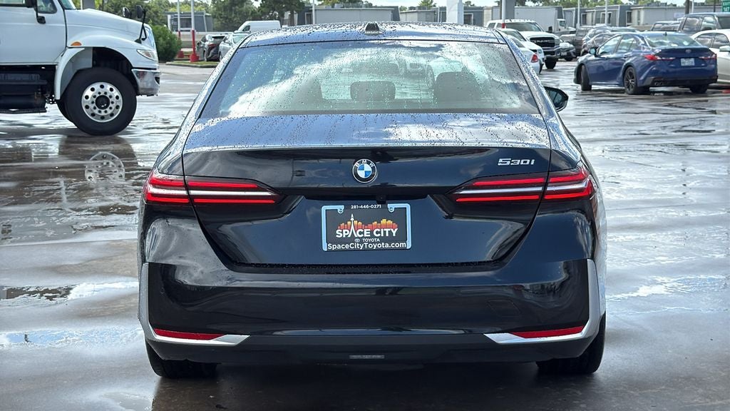 2026 BMW 530i 530i