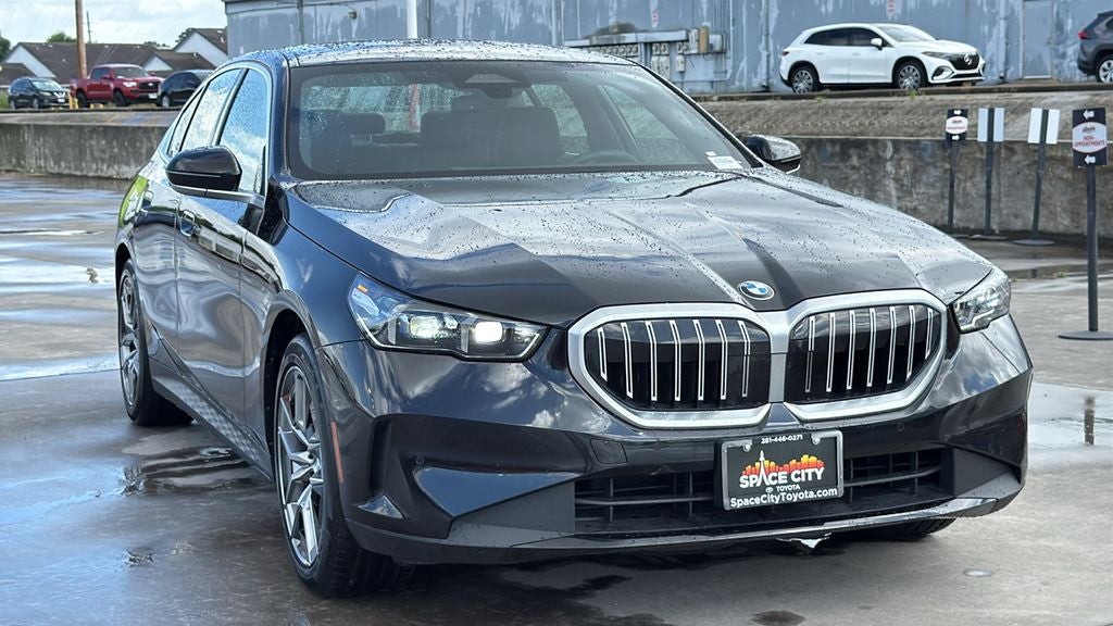 2026 BMW 530i 530i