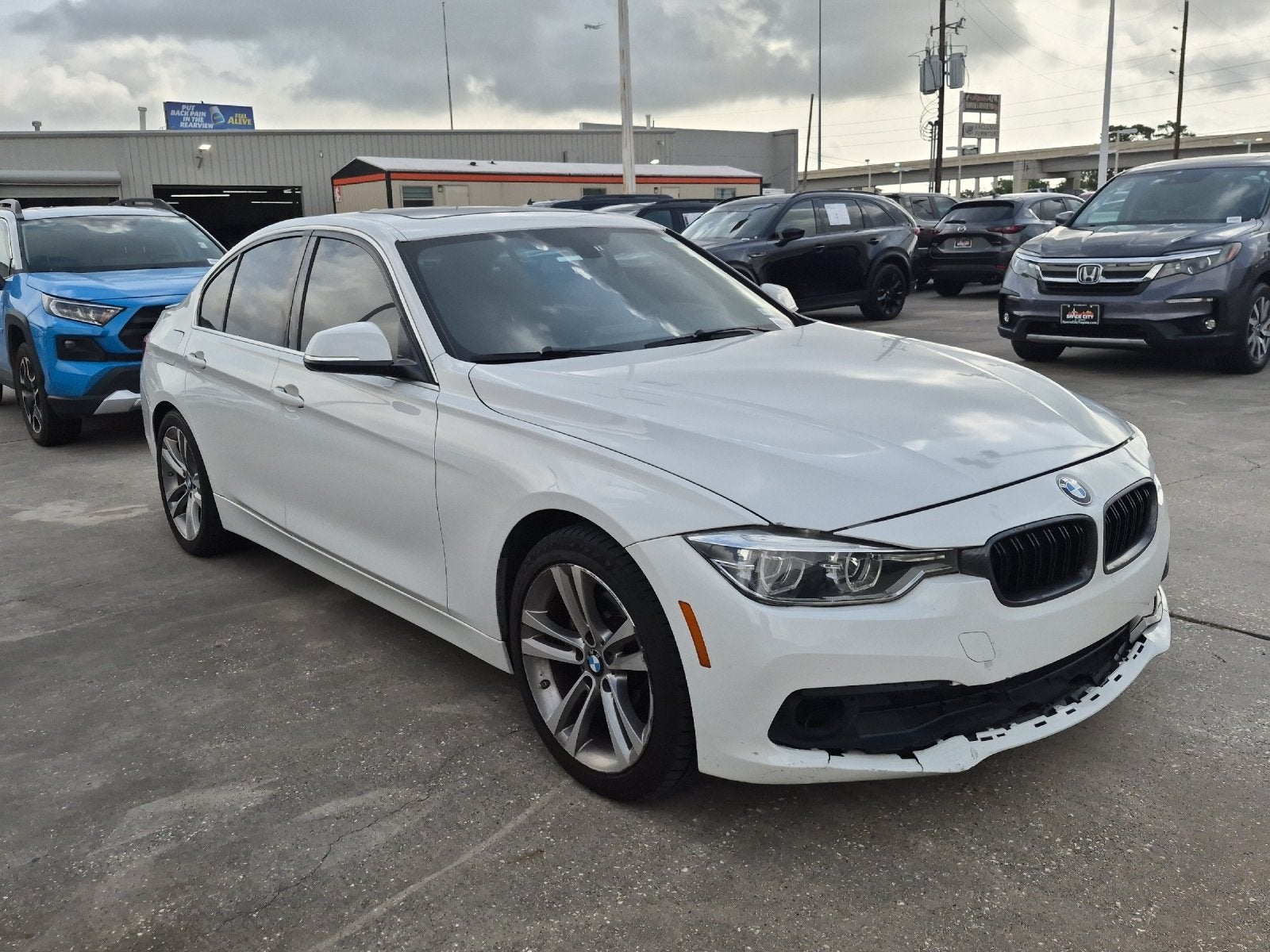 2018 BMW 330i 330i