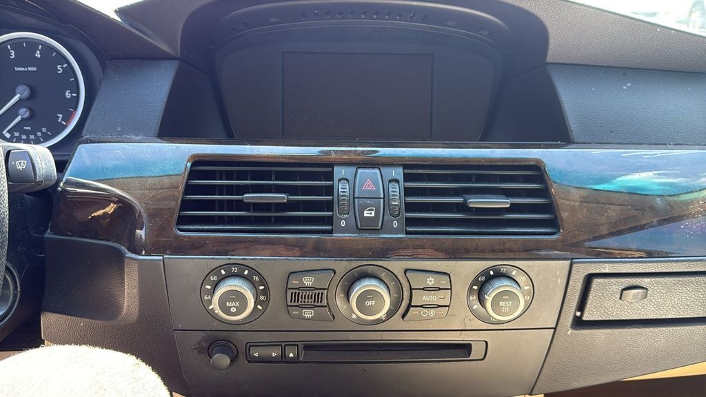 2005 BMW 525i 525i