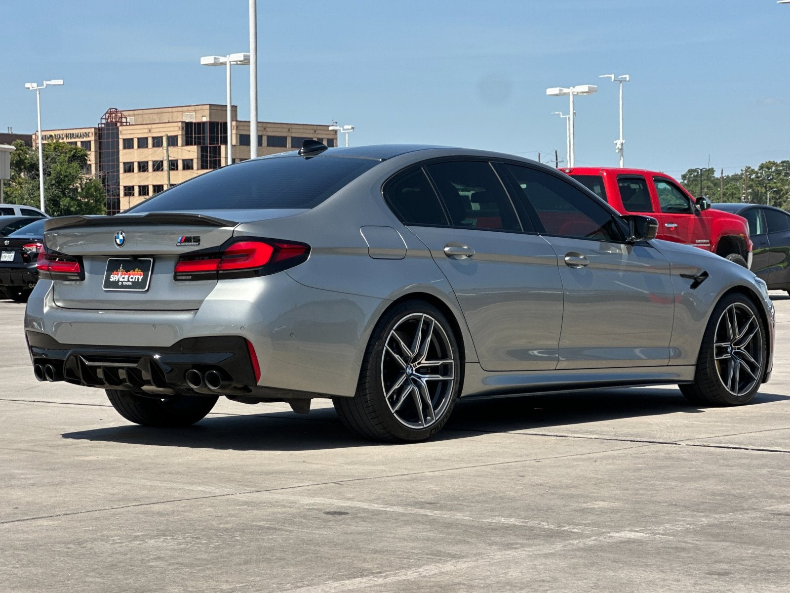2022 BMW M5 Base