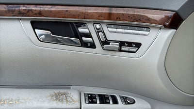 2011 Mercedes-Benz S-Class S 550