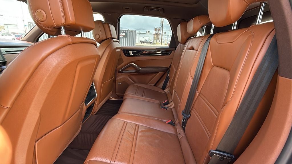 2019 Porsche Cayenne Base
