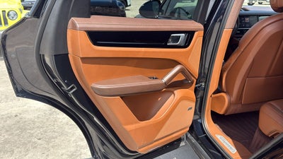 2019 Porsche Cayenne Base