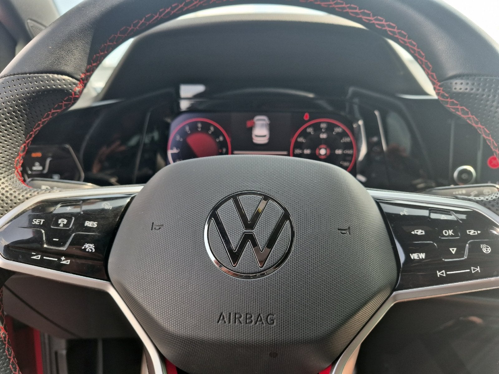 2023 Volkswagen Golf GTI 2.0T 40th Anniversary Edition