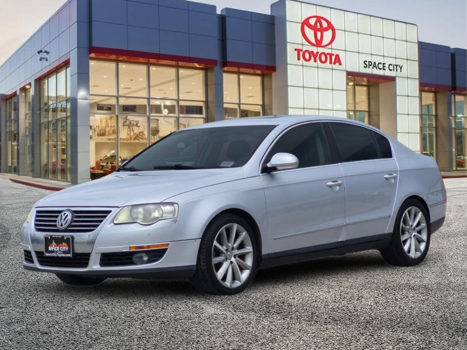 Used 2008 Volkswagen Passat VR6 with VIN WVWCU73CX8E166038 for sale in Humble, TX