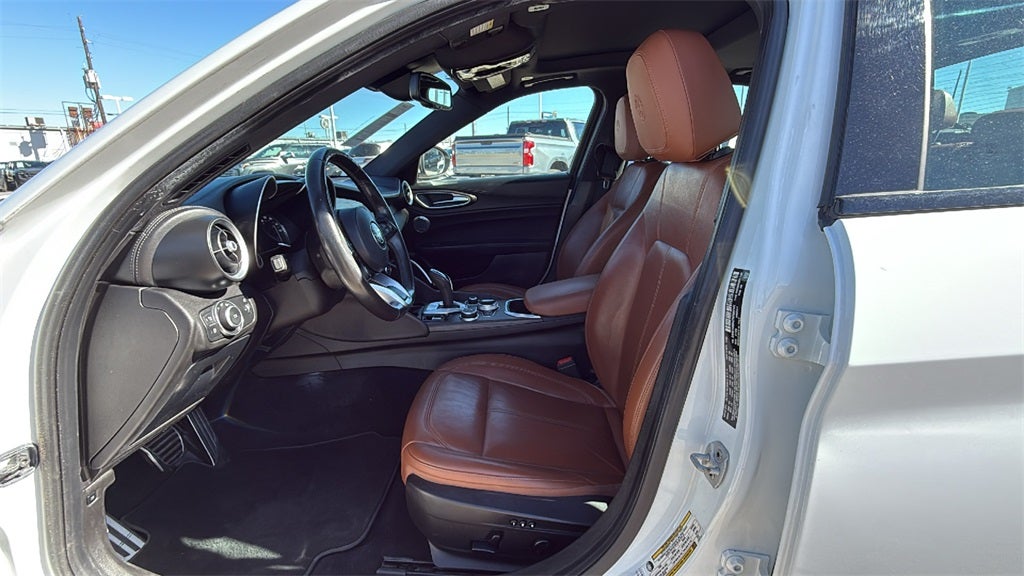 2022 Alfa Romeo Giulia (952) Ti