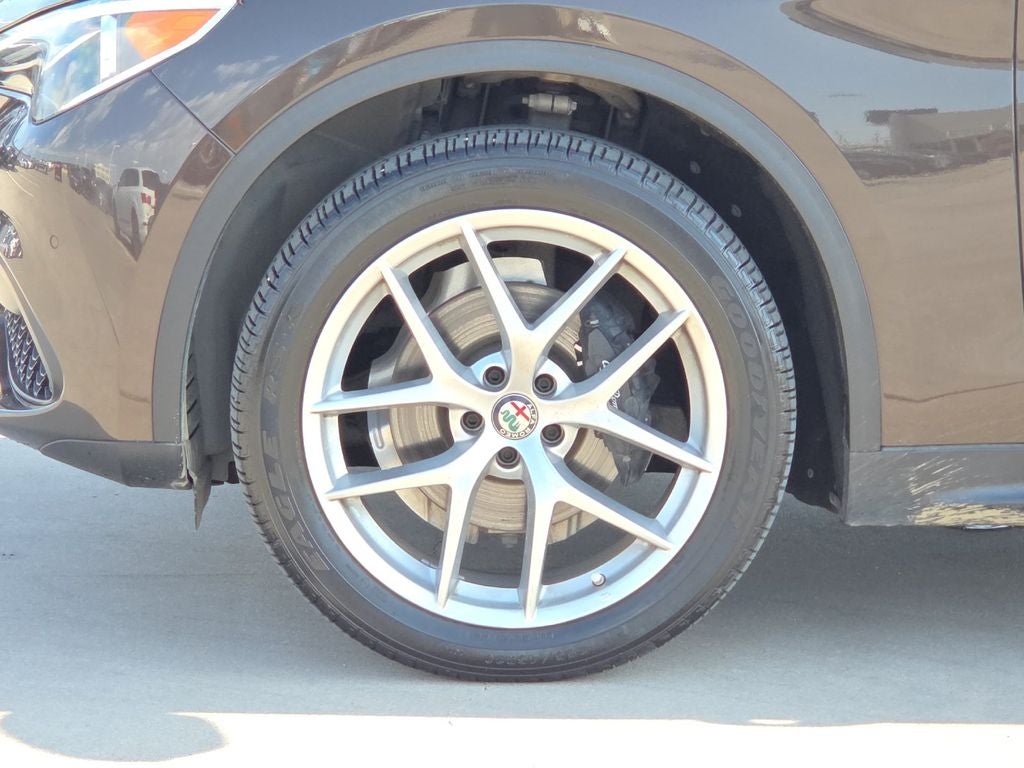2019 Alfa Romeo Stelvio Ti