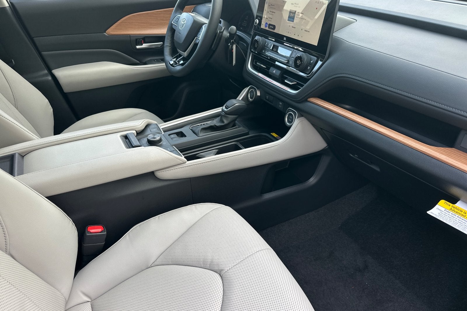 2026 Toyota Highlander Platinum