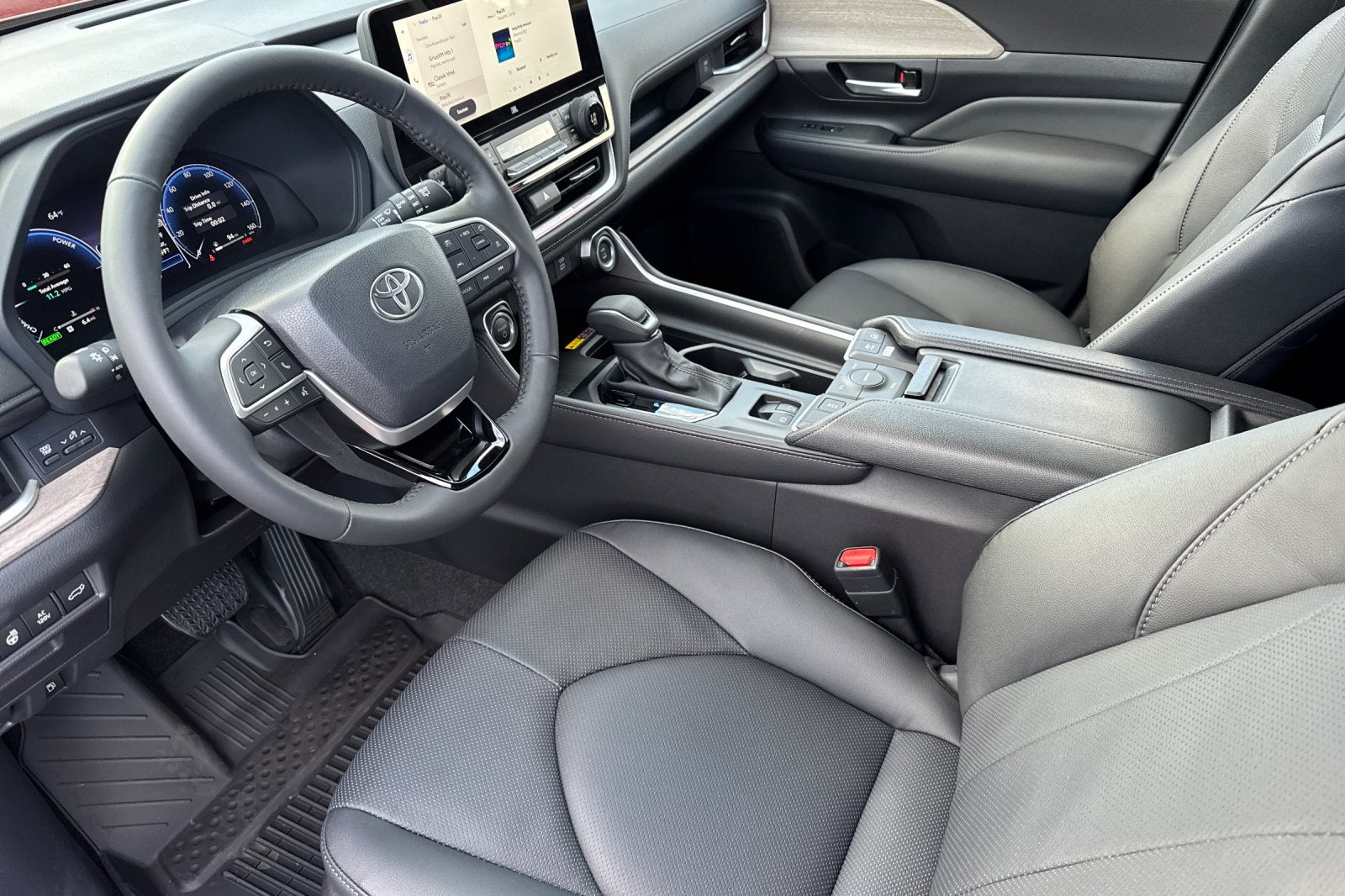 2026 Toyota Highlander Hybrid Limited