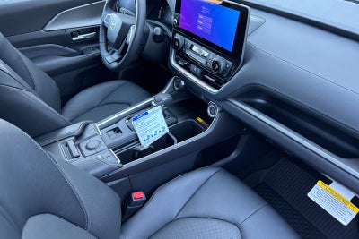 2026 Toyota Highlander Hybrid XLE