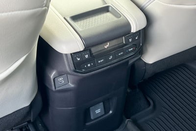2026 Toyota Highlander Hybrid MAX Platinum