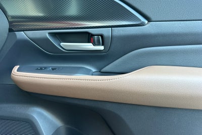 2026 Toyota Highlander Hybrid MAX Platinum