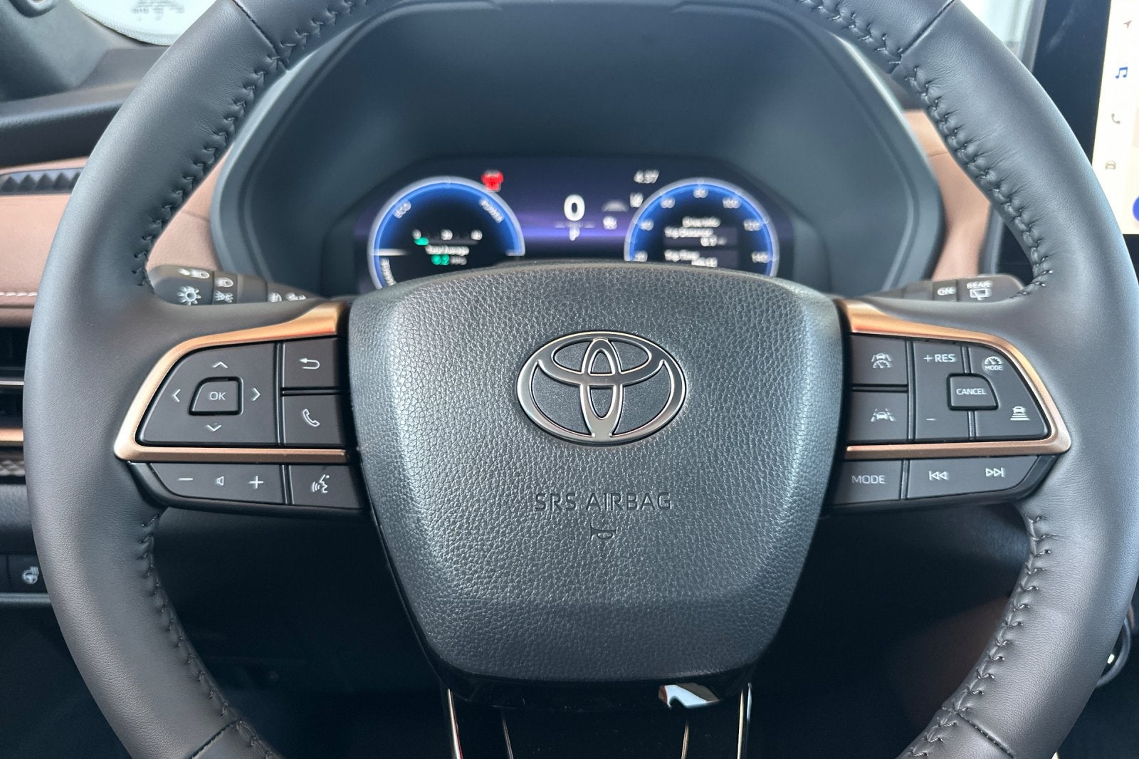 2026 Toyota Highlander Hybrid MAX Platinum