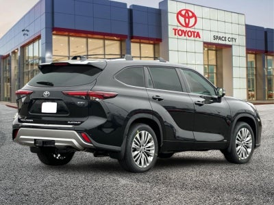 2026 Toyota Highlander Hybrid Platinum