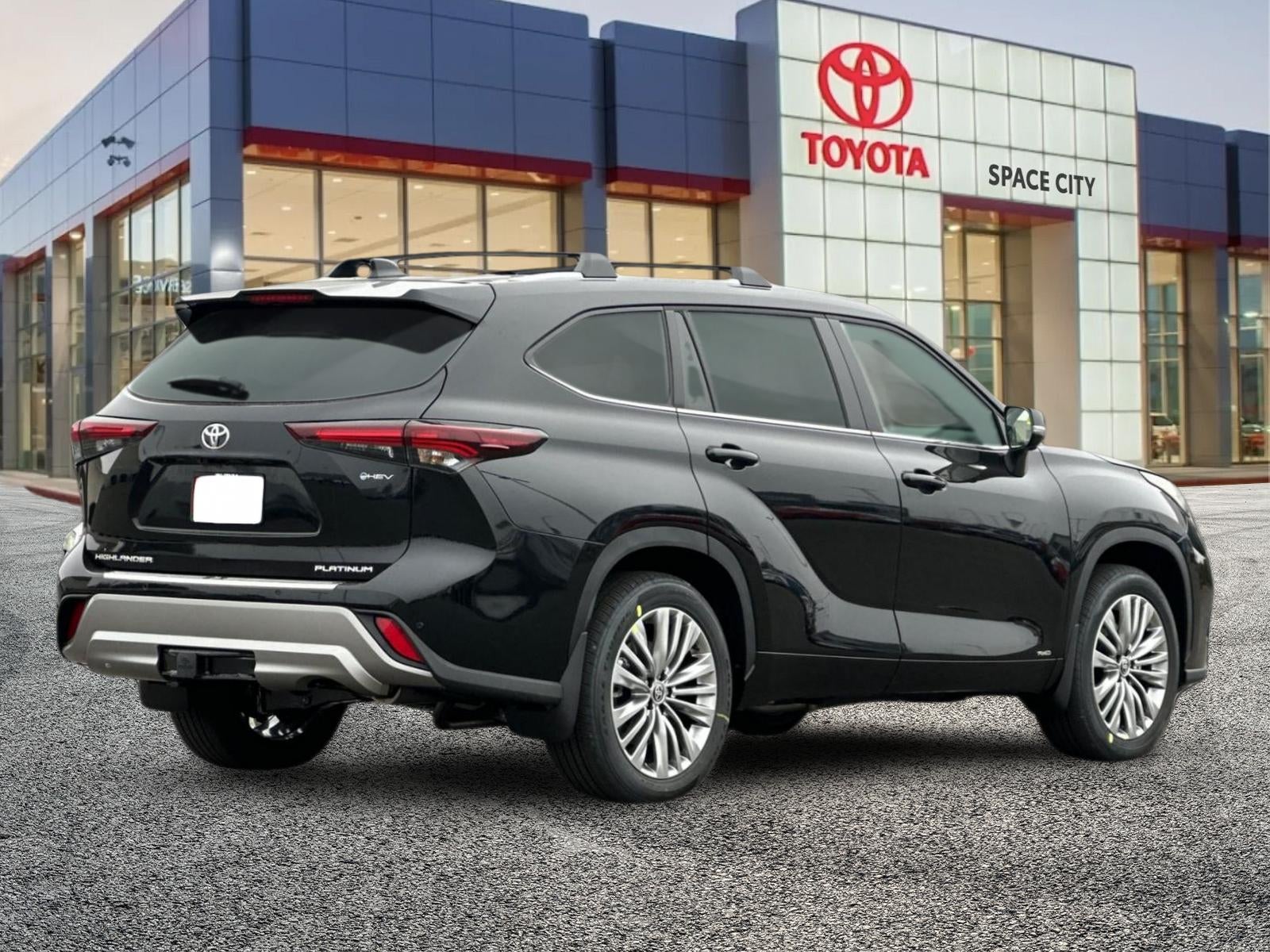 2026 Toyota Highlander Hybrid Platinum