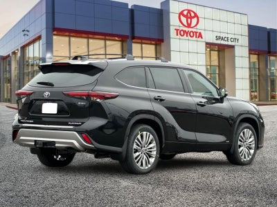 2026 Toyota Highlander Hybrid Platinum