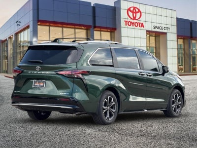 2026 Toyota Sienna Platinum