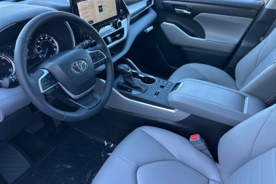 2026 Toyota Highlander Hybrid XLE