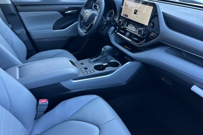 2026 Toyota Highlander Hybrid XLE