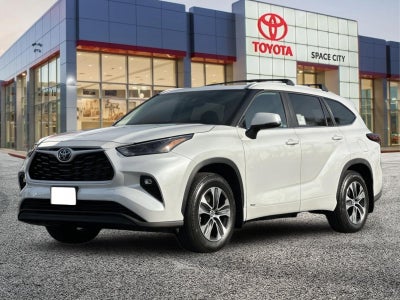 2026 Toyota Highlander Hybrid XLE