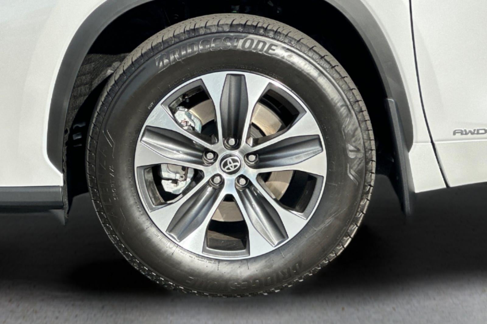 2026 Toyota Highlander Hybrid XLE