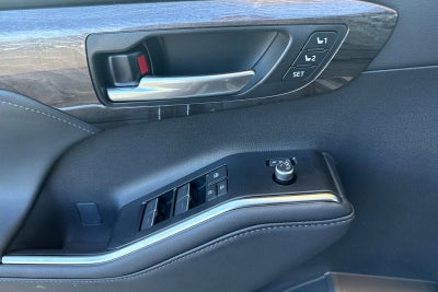 2026 Toyota Highlander Limited