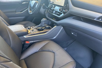 2026 Toyota Highlander Limited