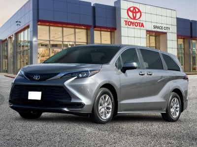 2026 Toyota Sienna LE