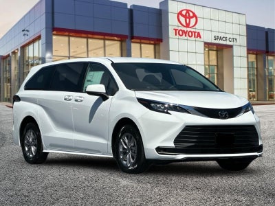 2026 Toyota Sienna LE