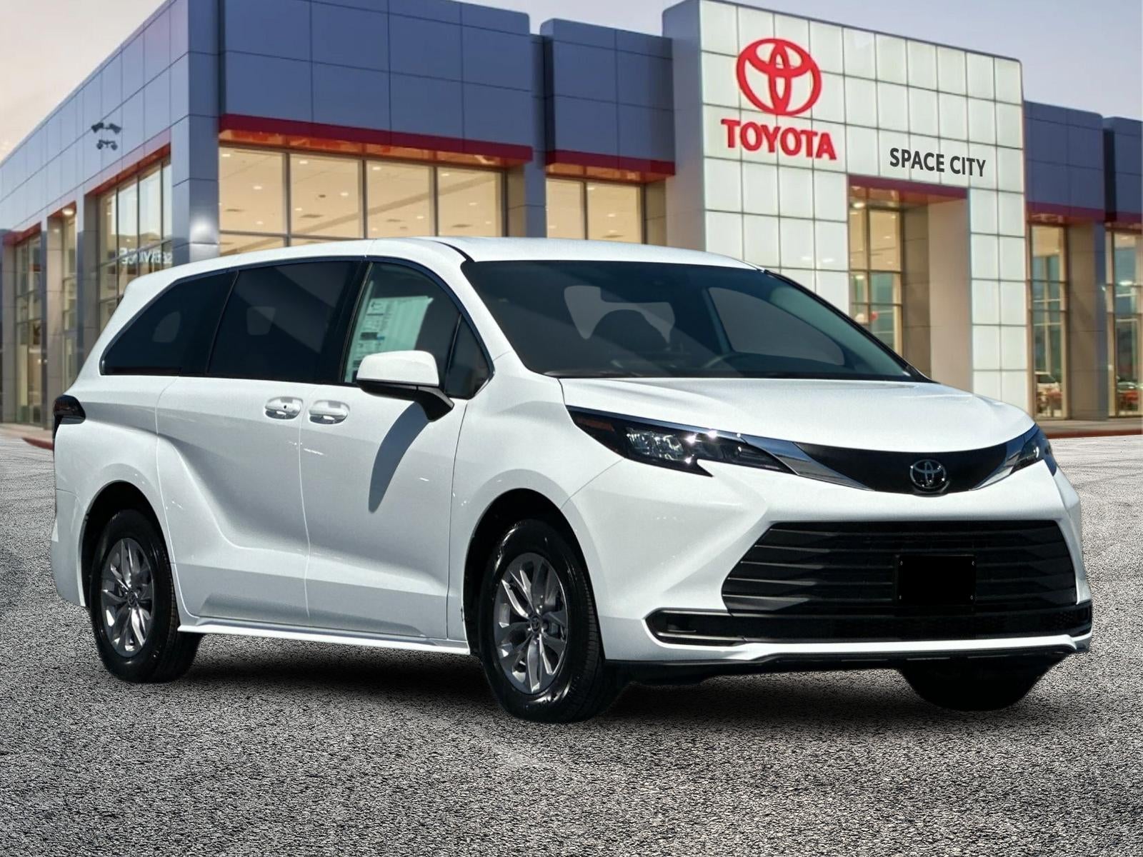 2026 Toyota Sienna LE