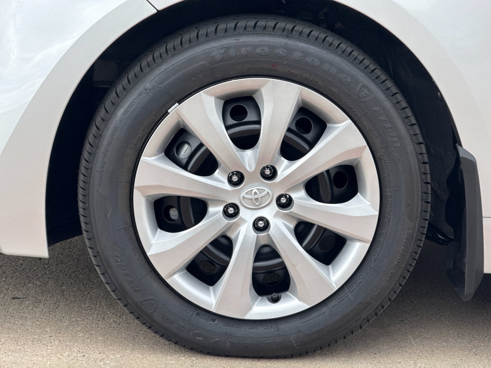 2027 Toyota Corolla LE