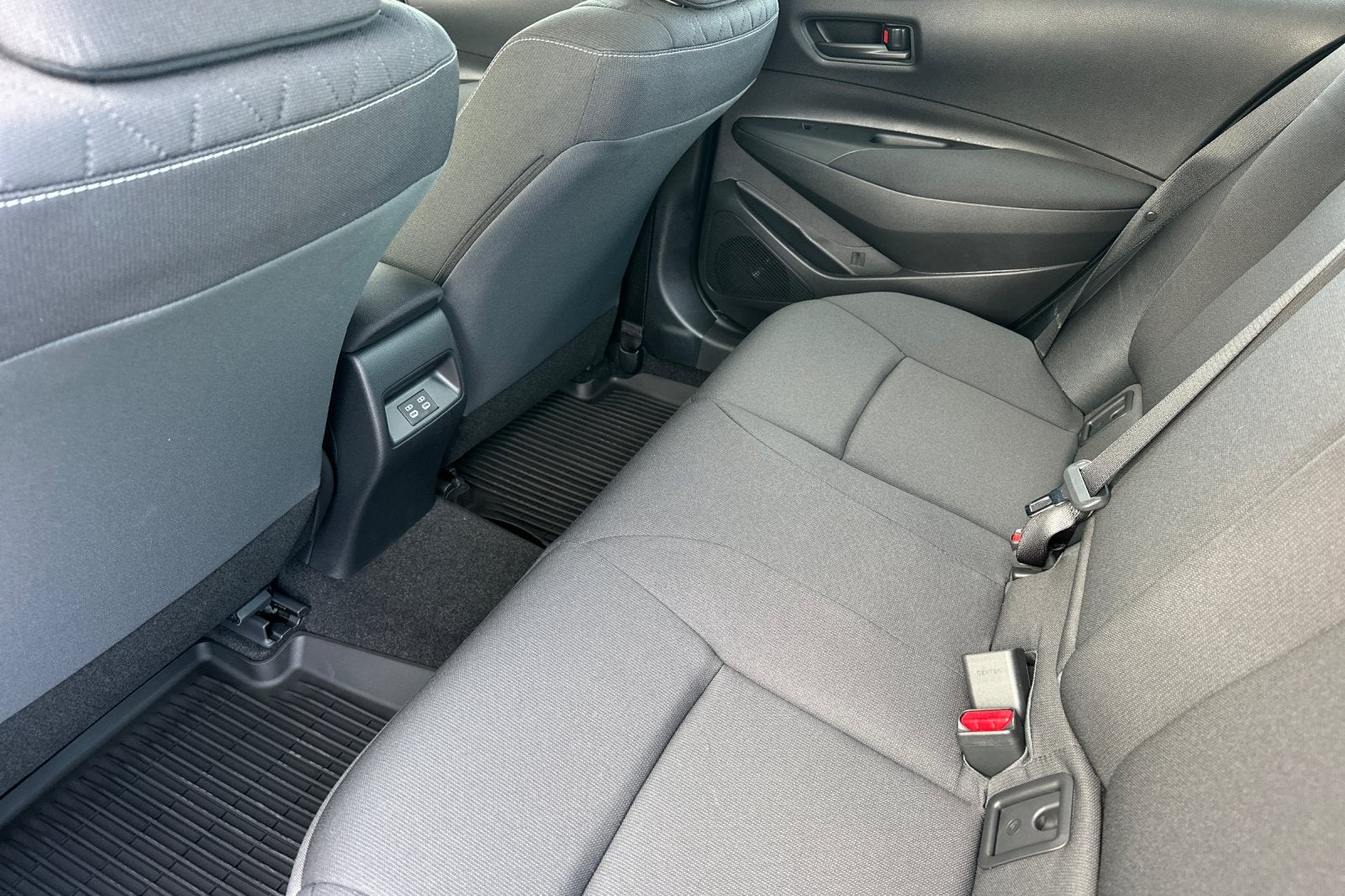 2027 Toyota Corolla LE