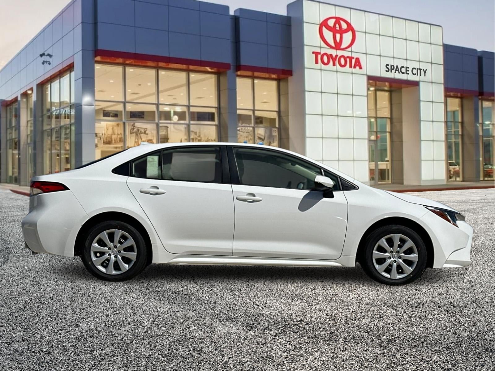 2027 Toyota Corolla LE