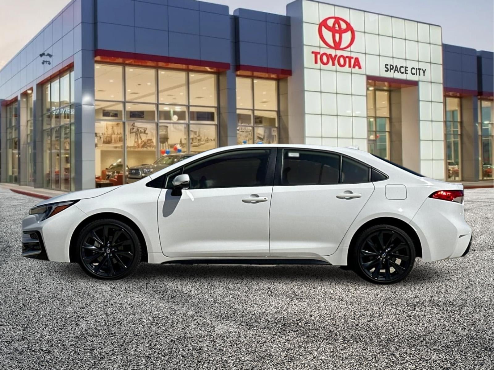 2027 Toyota Corolla Hybrid SE